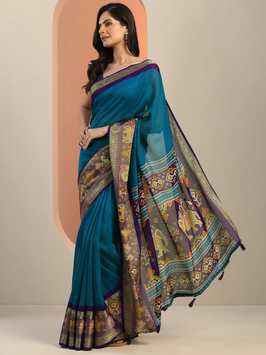 Teal Solid Georgette Saree With Unstitched Blouse Piece