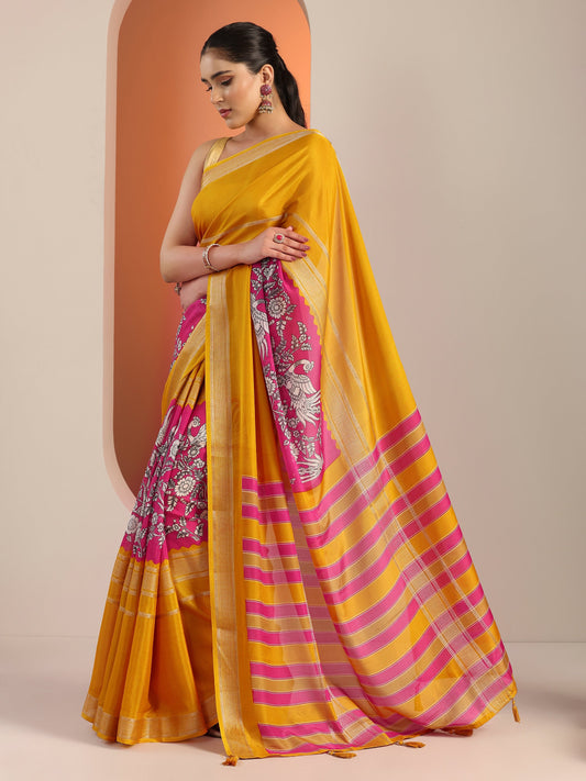 Pink Printed Crepe Saree With Unstitched Blouse Piece