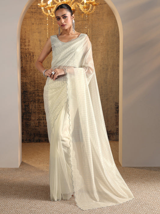 Off White Embellished Organza Saree With Unstitched Blouse Piece