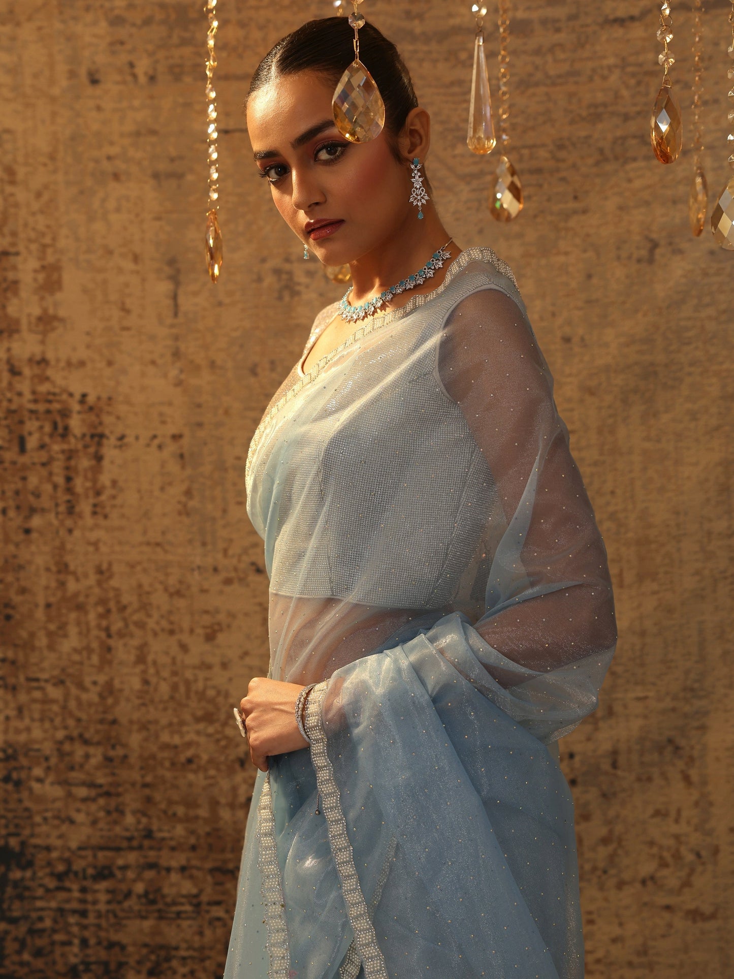 Blue Embellished Organza Saree With Unstitched Blouse Piece