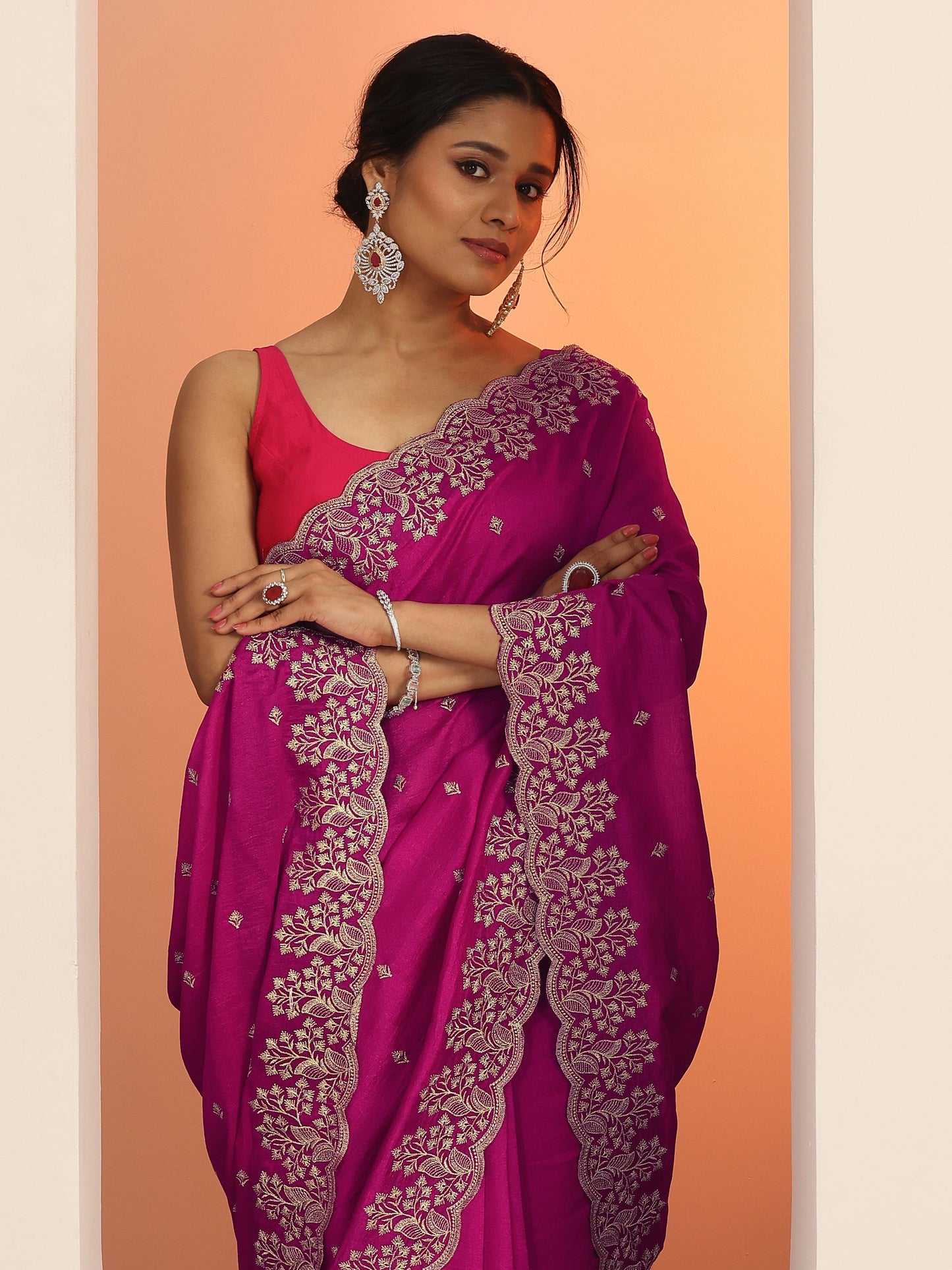 Pink Embroidered Silk blend Saree With Unstitched Blouse Piece