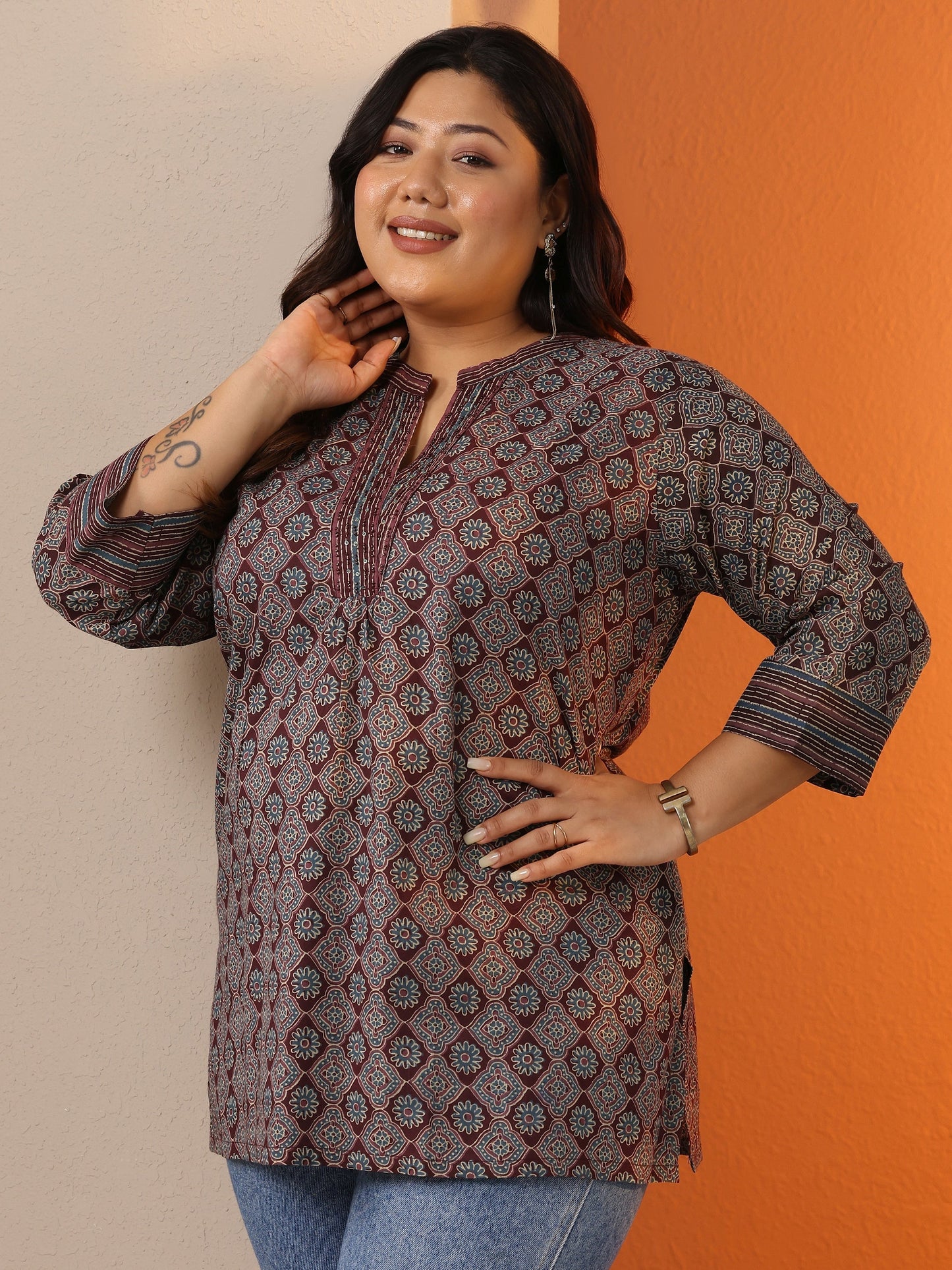 Plus Size Burgundy Printed Cotton Straight Short Kurti