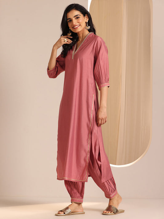 Peach Solid Silk Blend Straight Suit Set With Dupatta