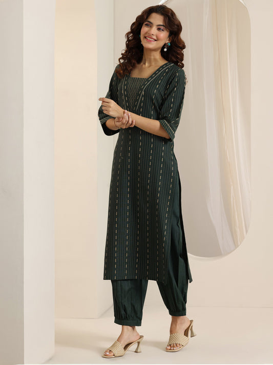 Green Woven Design Cotton Blend Straight Suit Set With Dupatta