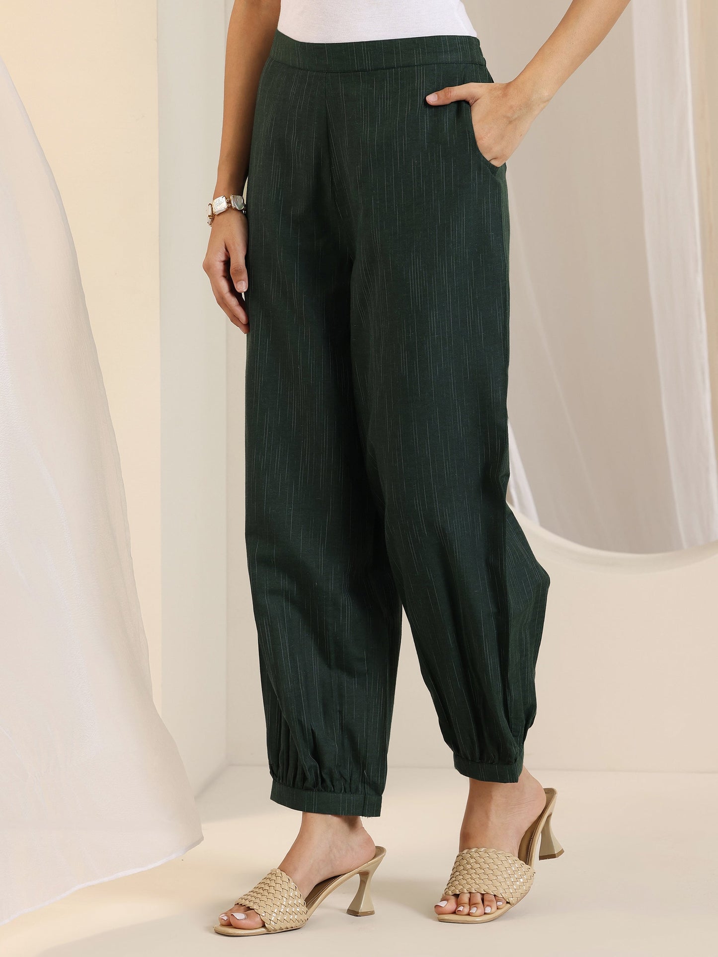 Green Woven Design Cotton Blend Straight Suit Set With Dupatta