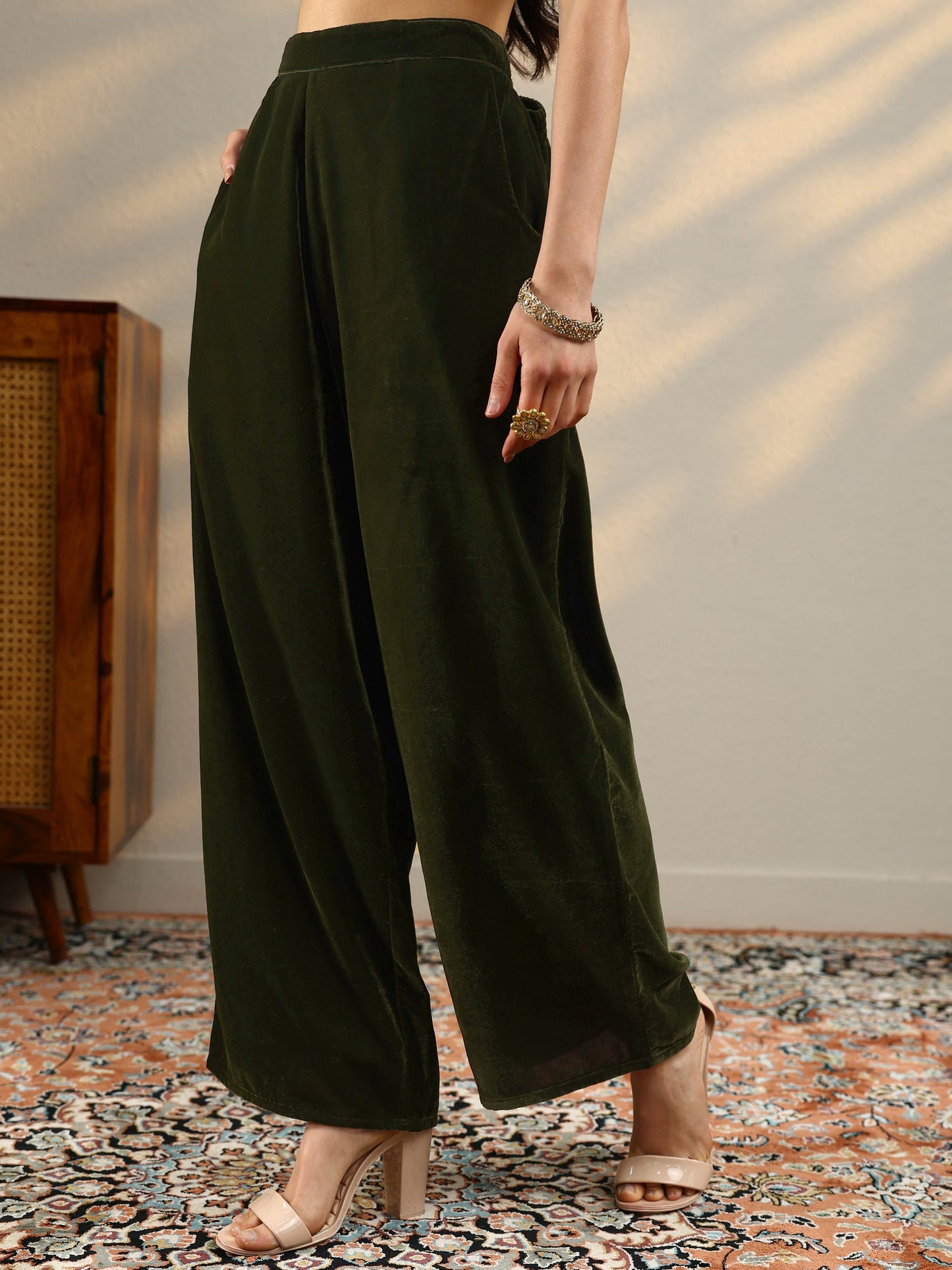 Green Yoke Design Velvet Straight Suit Set With Dupatta