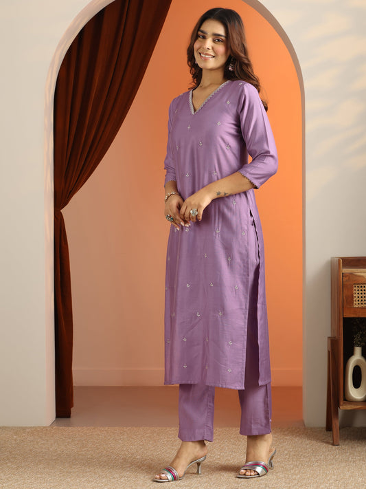 Mauve Embroidered Silk Blend Straight Suit Set With Dupatta
