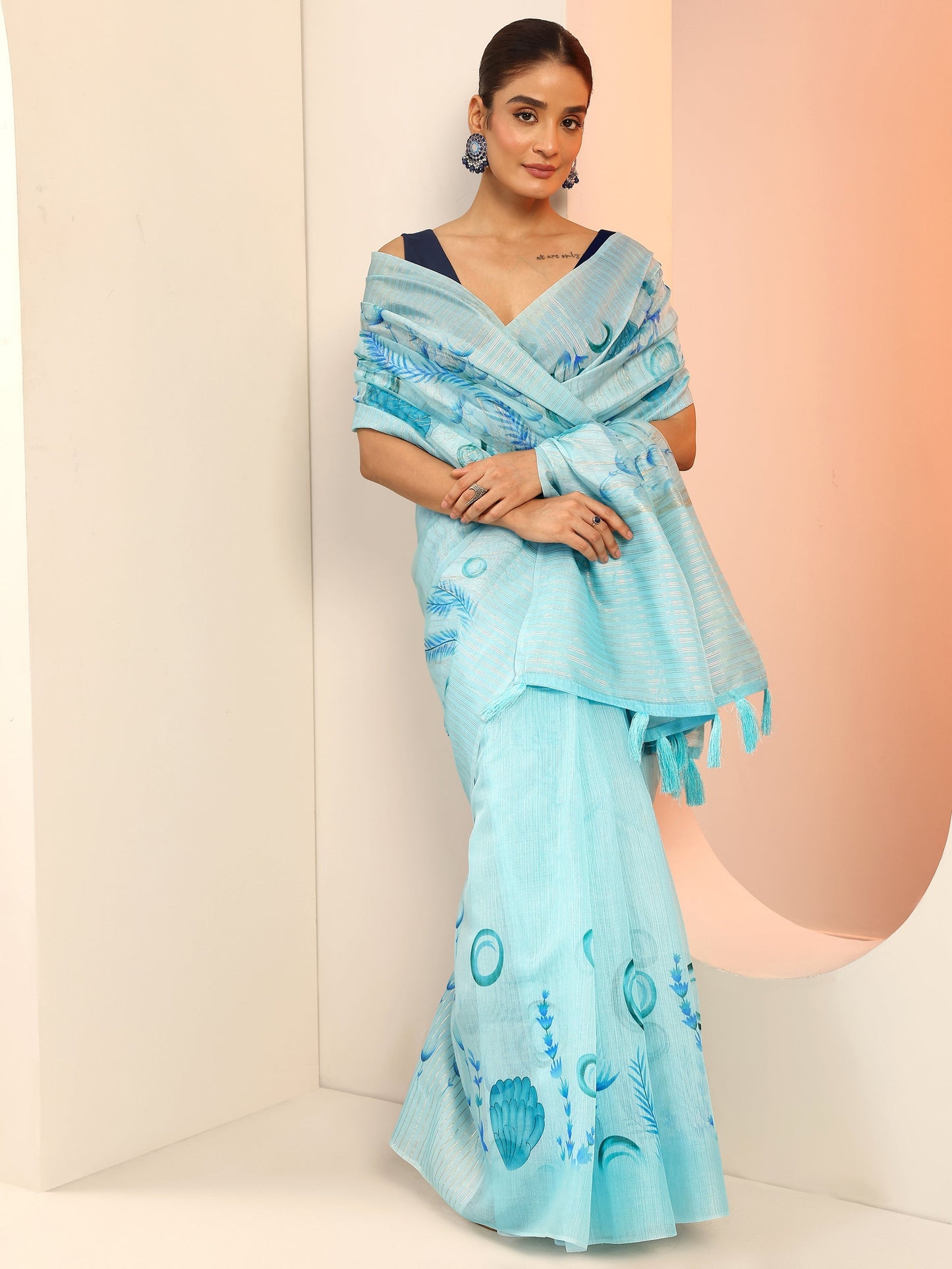 Blue Printed Organza Saree With Unstitched Blouse Piece