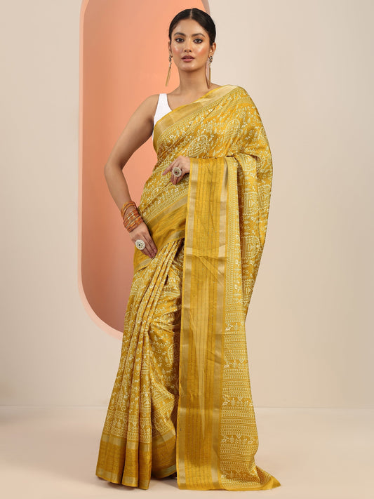 Mustard Printed Silk Blend Saree With Unstitched Blouse Piece