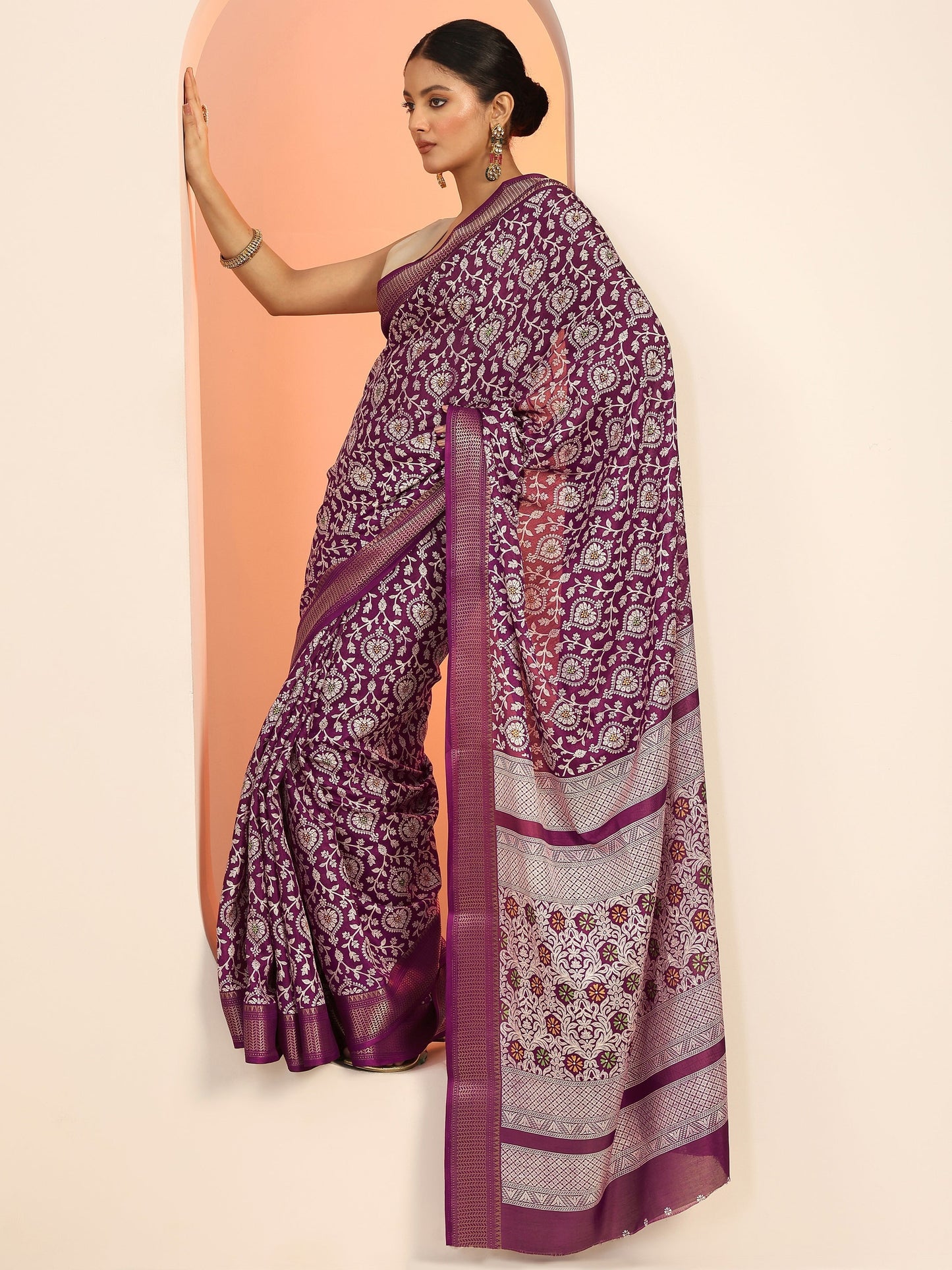 Burgundy Printed Silk Blend Saree With Unstitched Blouse Piece