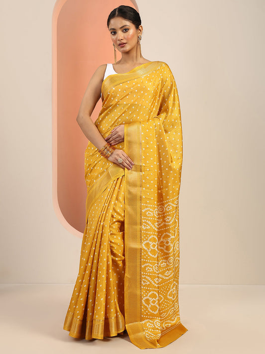 Mustard Printed Silk Blend Saree With Unstitched Blouse Piece
