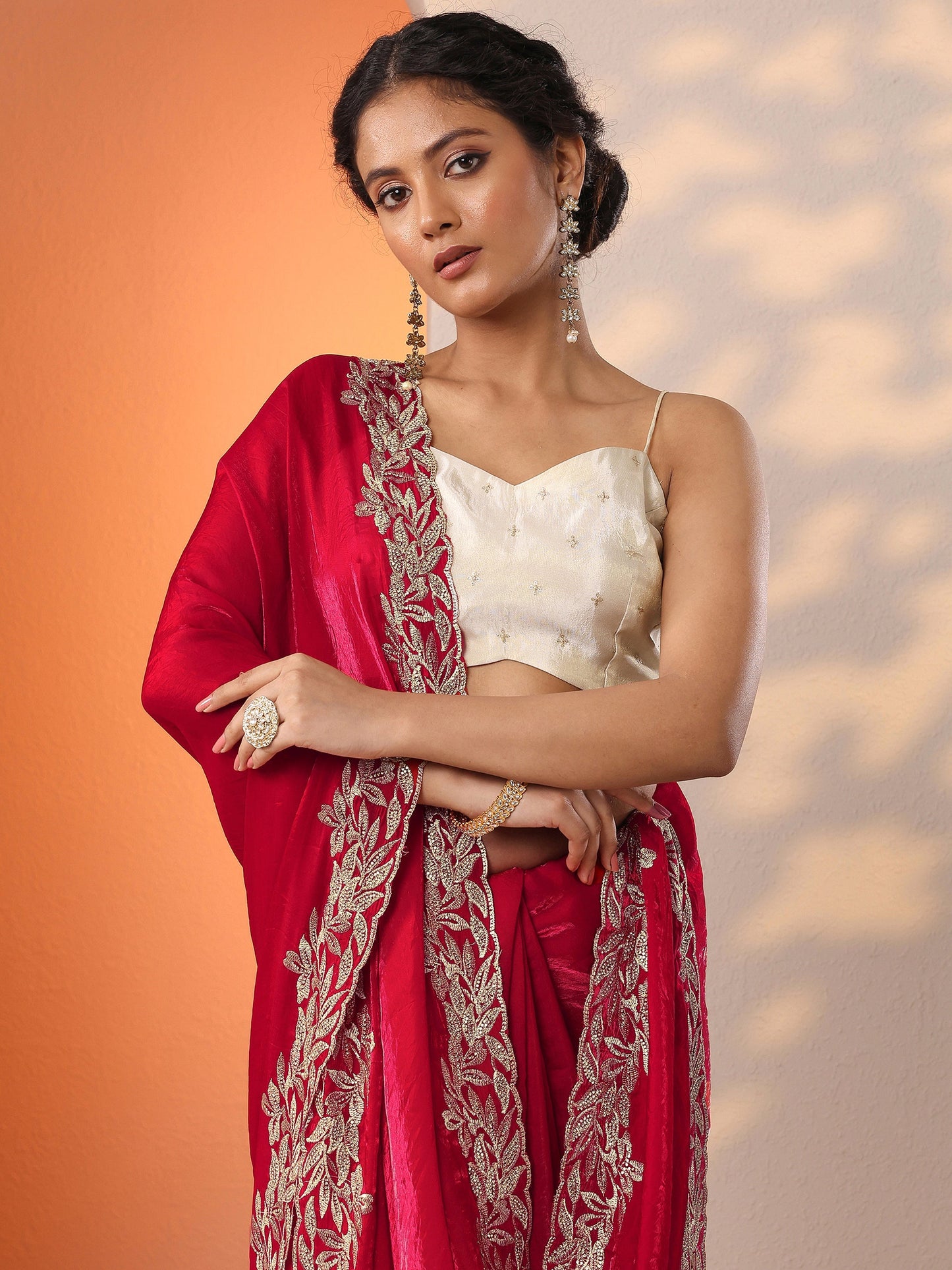 Red Embroidered Organza Saree With Unstitched Blouse Piece