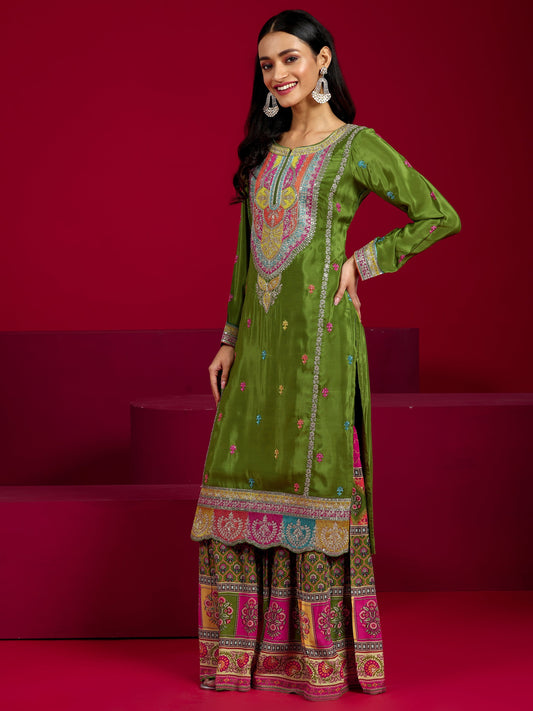 Libas Art Green Embroidered Silk Blend Straight Suit With Dupatta