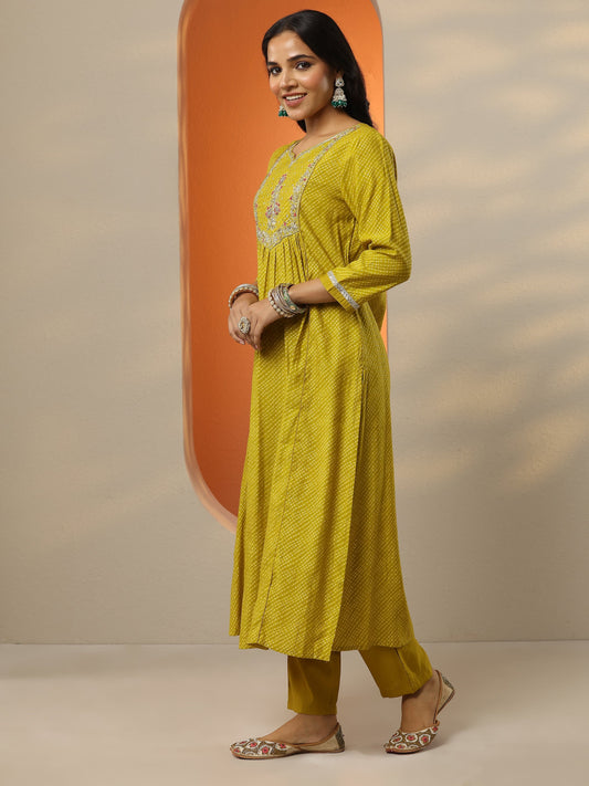 Green Printed Silk blend A-line Suit Set With Dupatta