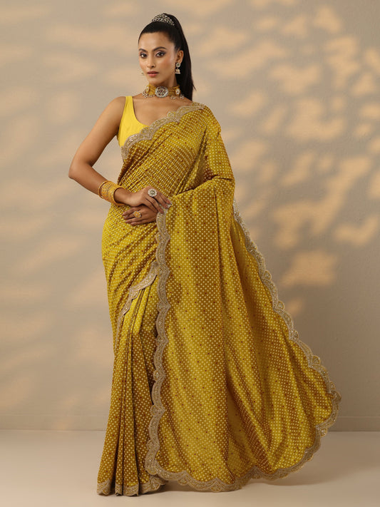 Mustard Bandhani Printed Silk Blend Saree With Unstitched Blouse Piece