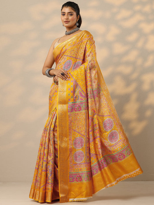 Mustard Printed Silk Blend Saree With Unstitched Blouse Piece