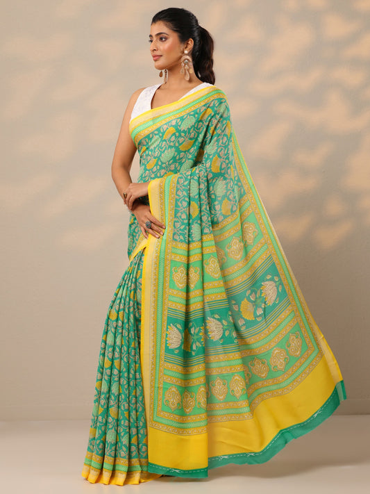 Green Printed Georgette Sarees With Unstitched Blouse Piece