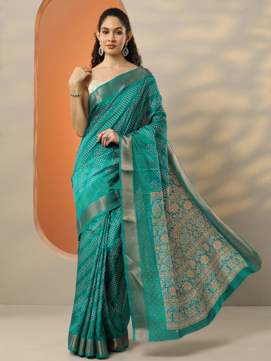 Green Bandhani Printed Silk Blend Saree With Unstitched Blouse Piece