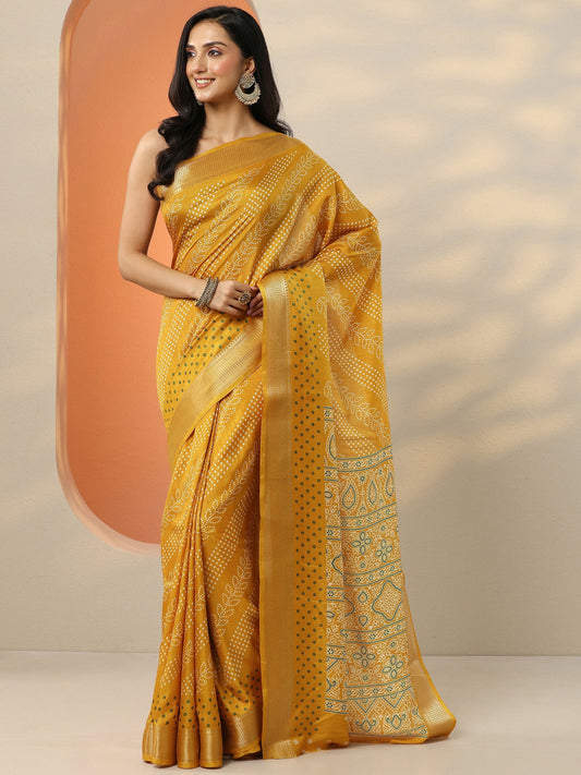 Mustard Bandhani Printed Silk Blend Saree With Unstitched Blouse Piece