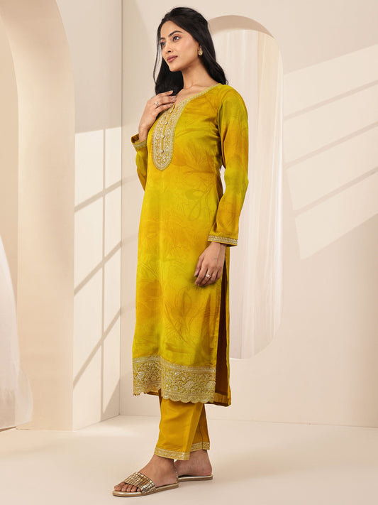 Mustard Printed Silk Blend Straight Suit Sets With Dupatta