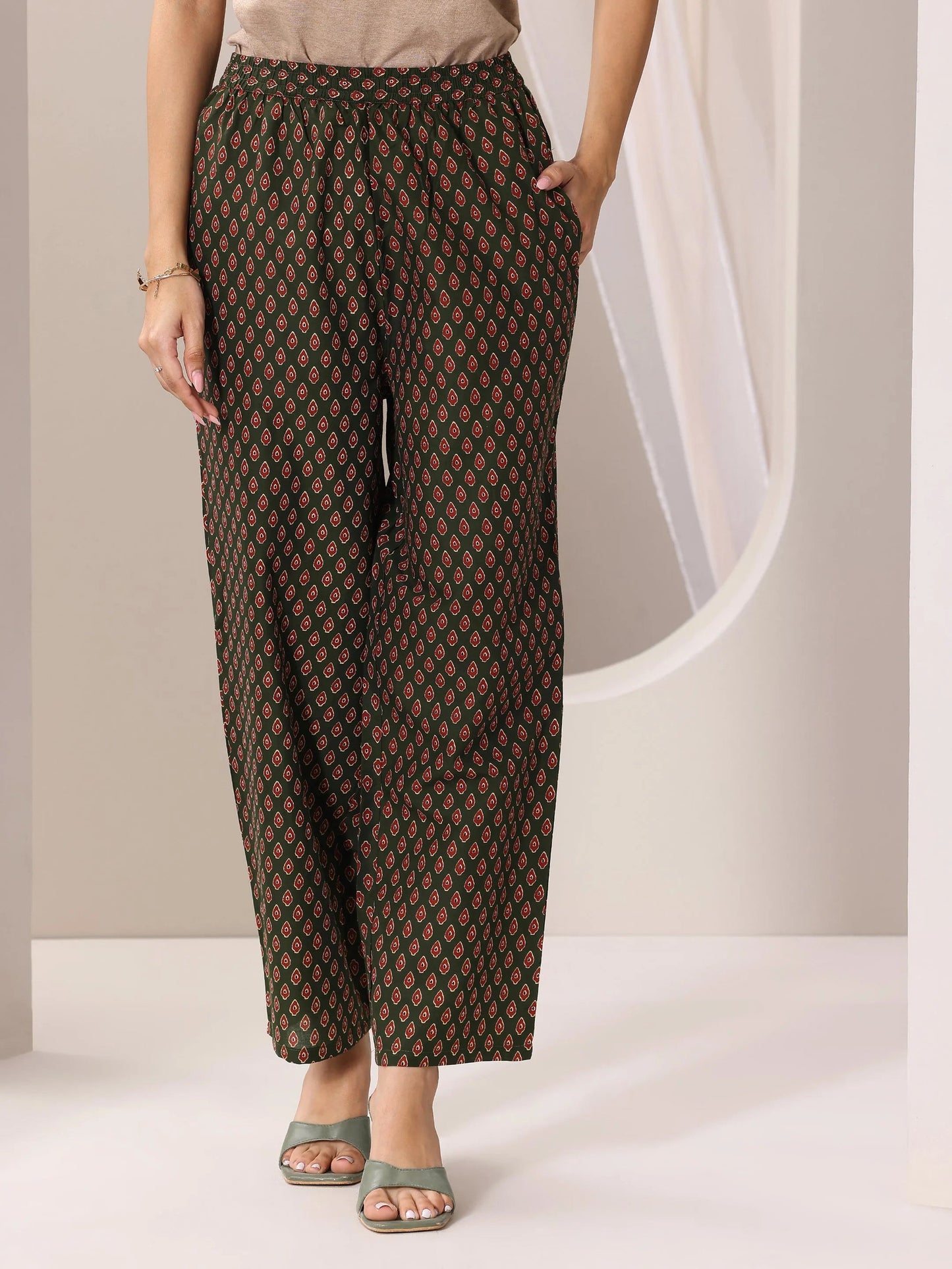 Green Printed Cotton Straight Suit Set With Dupatta