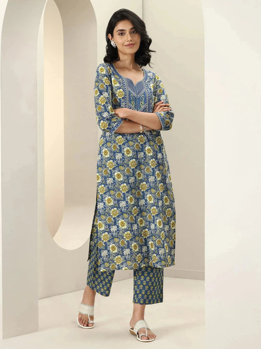 Blue Printed Cotton Straight Suit Sets With Dupatta