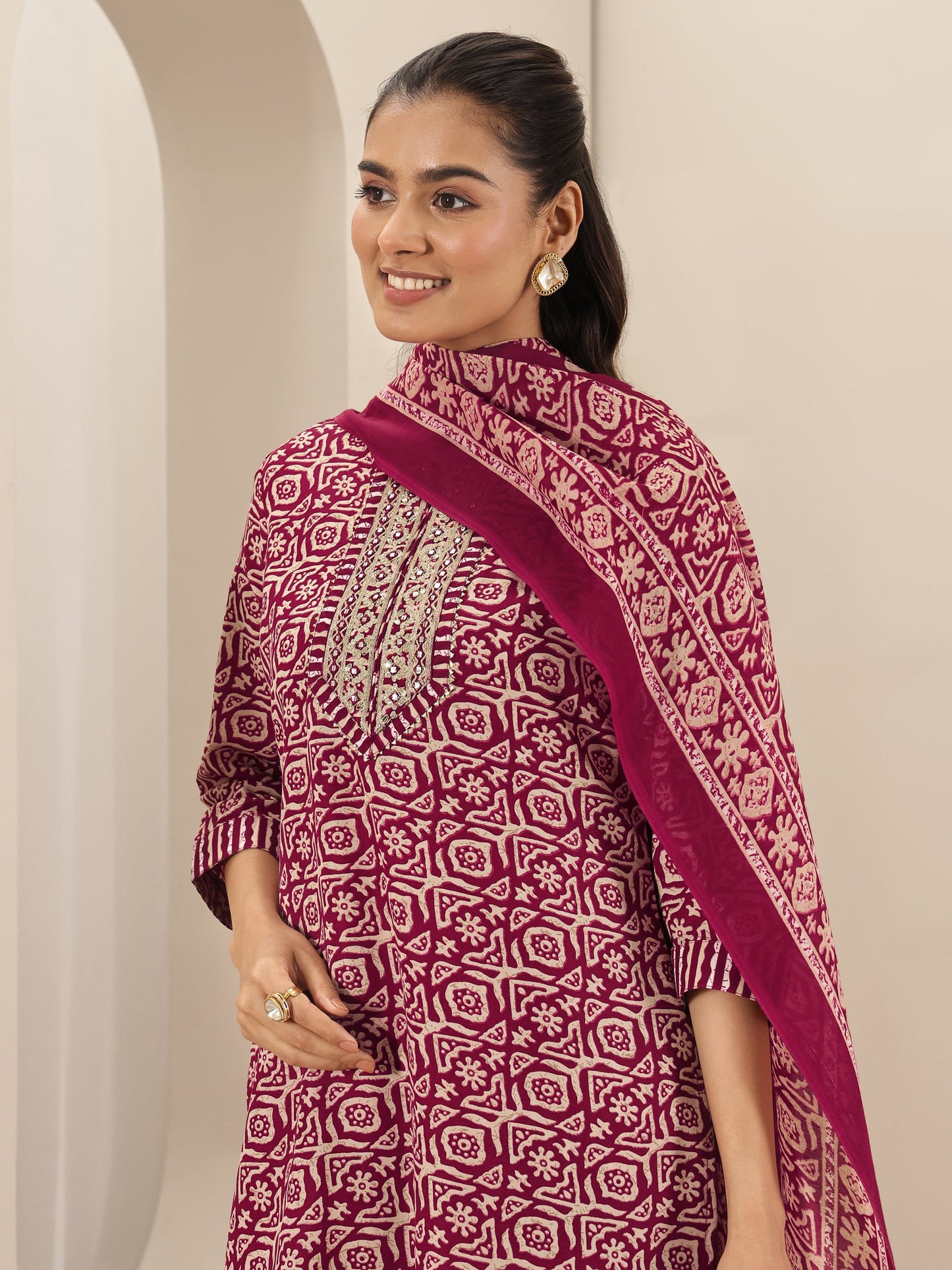 Maroon Printed Cotton Blend Straight Suit Sets With Dupatta