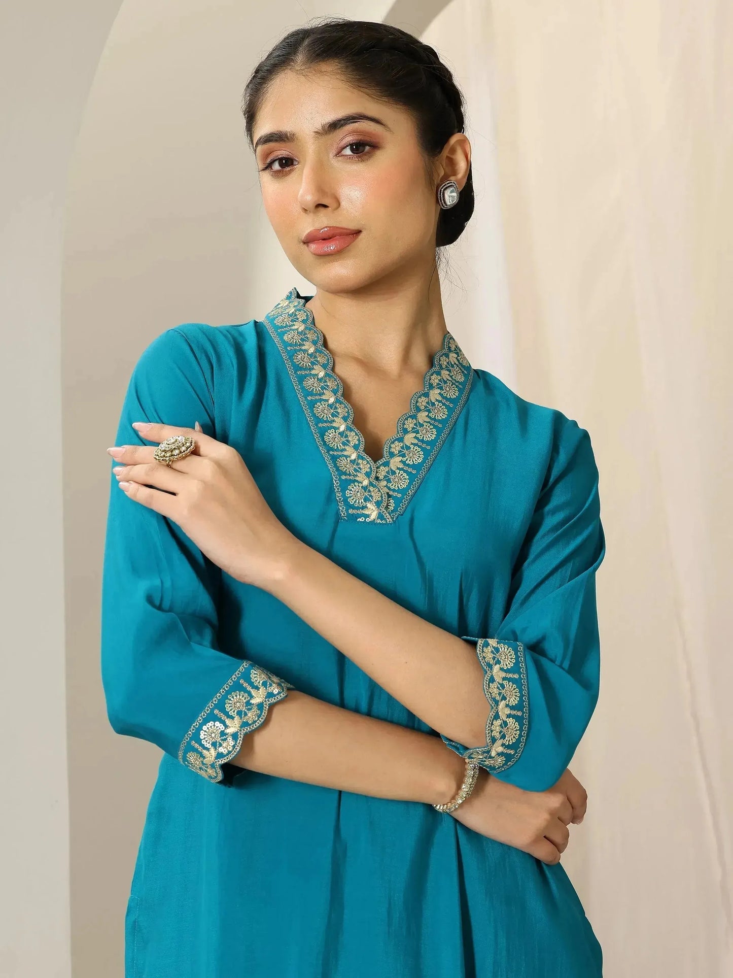 Turquoise Yoke Design Silk Blend Straight Suit Set With Dupatta