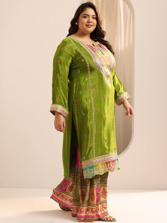 Plus Size Green Embroidered Silk Blend Straight Suit Set With Dupatta
