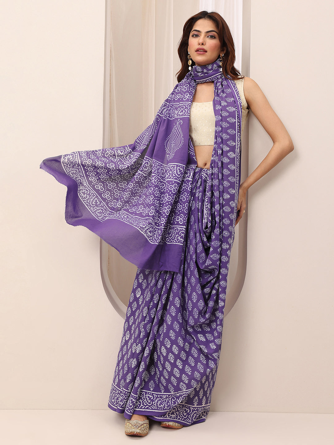 Purple Printed Cotton Saree With Unstitched Blouse