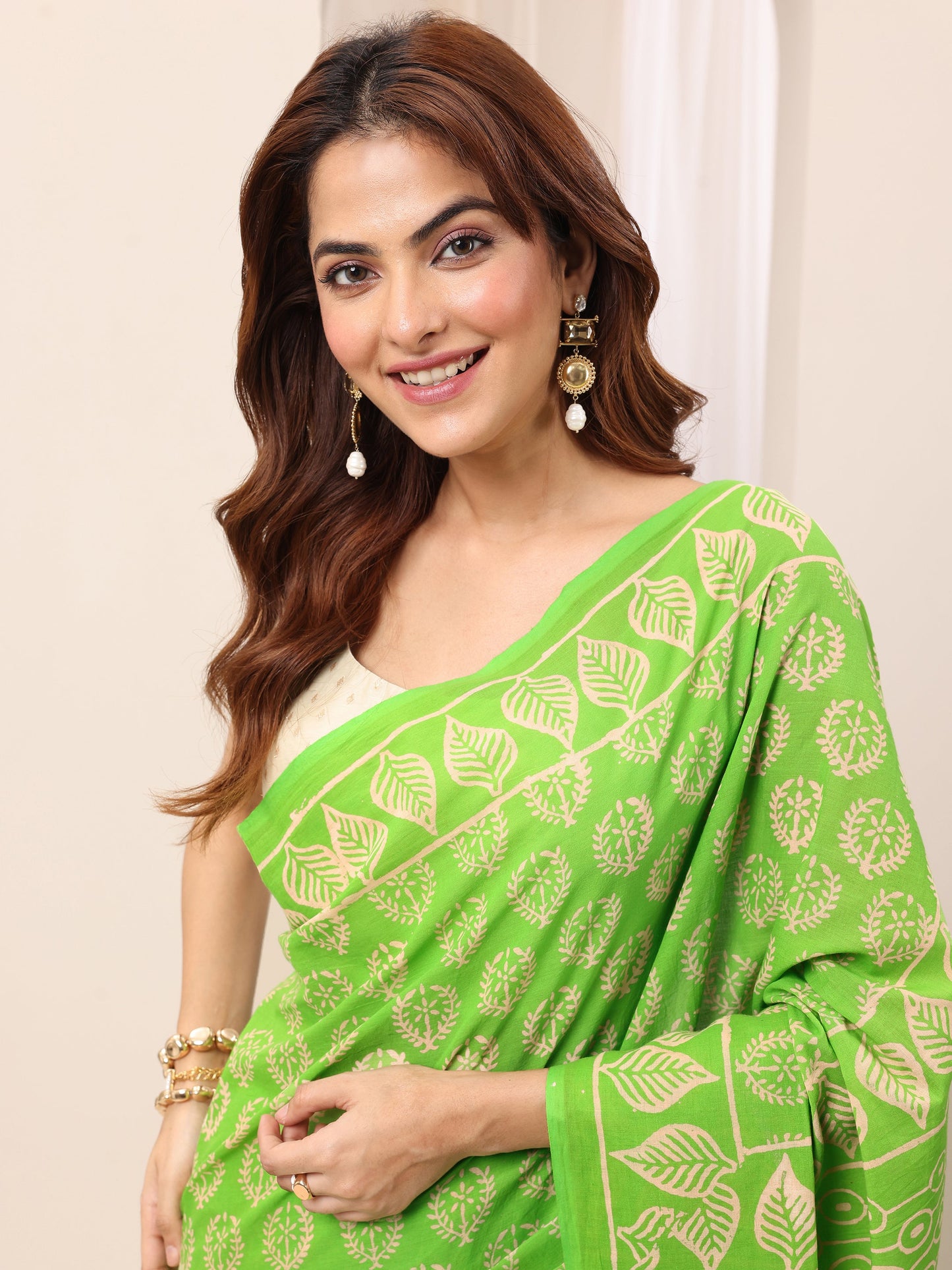 Light Green Printed Cotton Saree With Unstitched Blouse