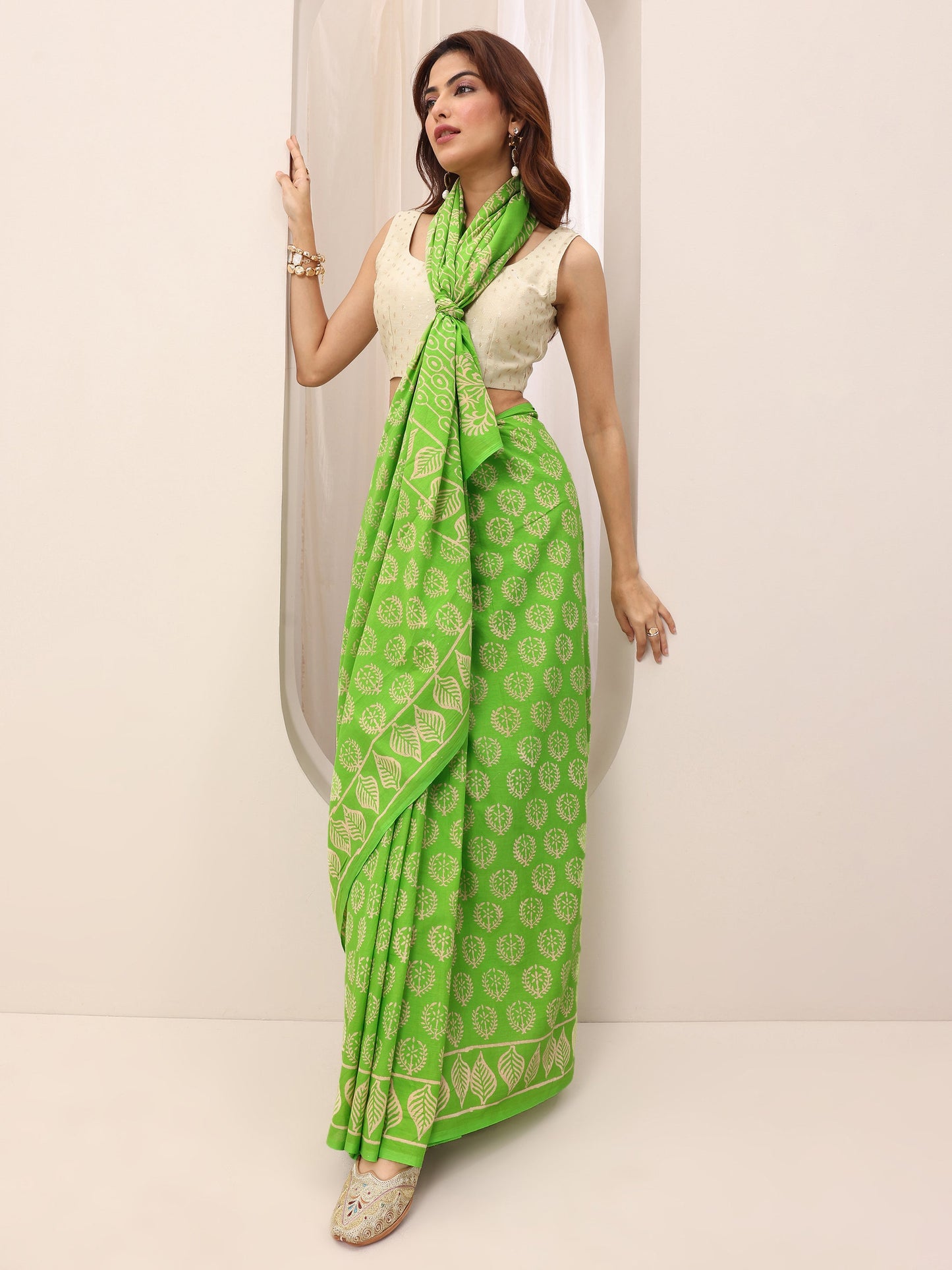 Light Green Printed Cotton Saree With Unstitched Blouse