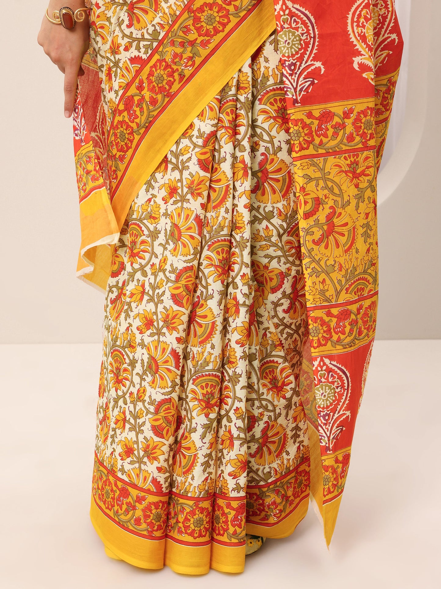 Mustard Printed Cotton Saree With Unstitched Blouse