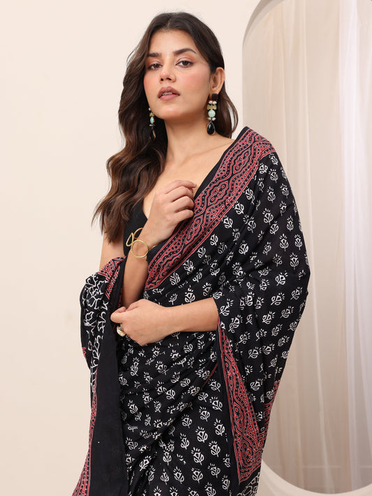 Black Printed Cotton Saree With Unstitched Blouse Piece