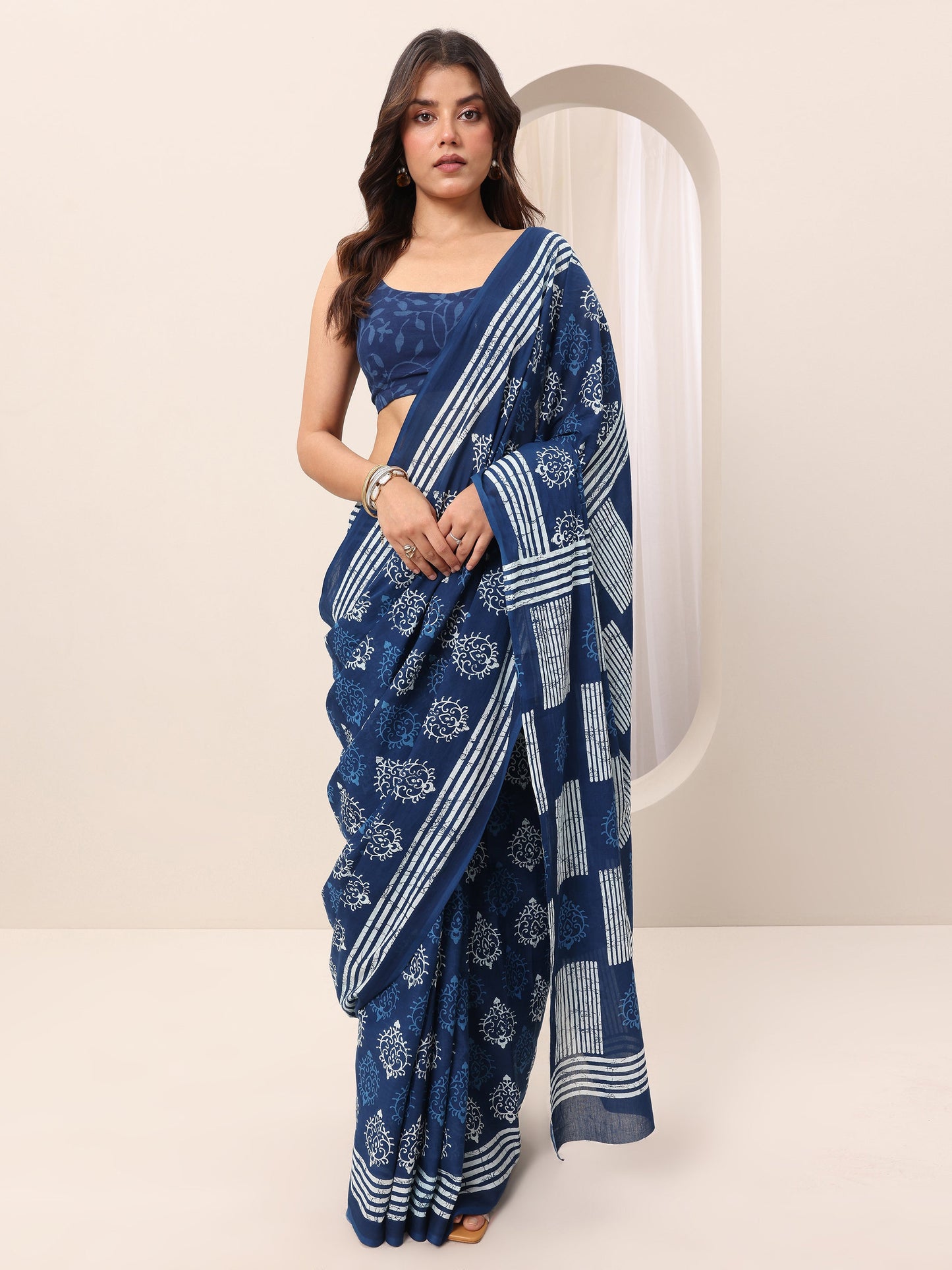Indigo Printed Cotton Saree With Unstitched Blouse