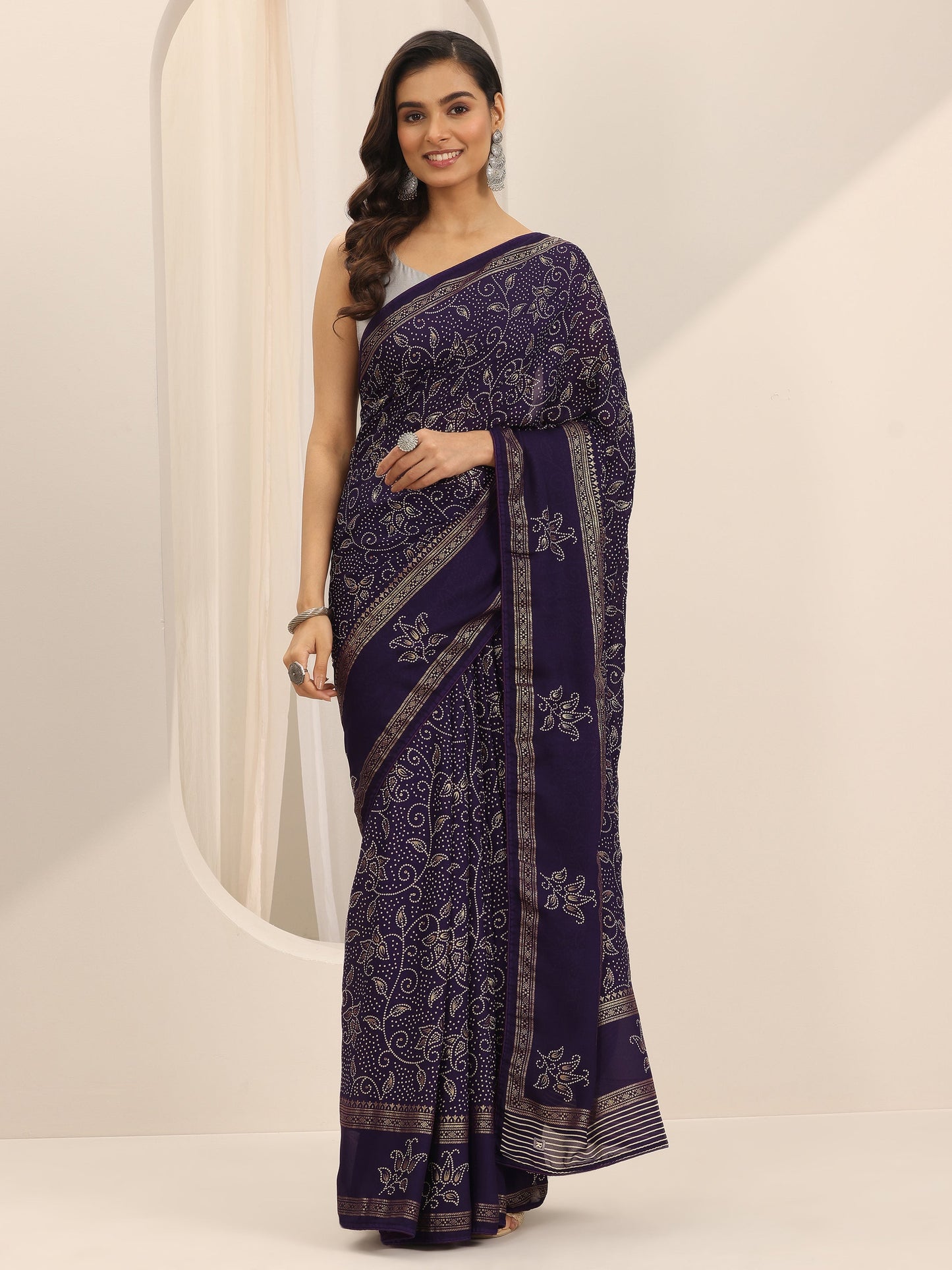 Purple Printed Georgette Saree With Unstitched Blouse Piece