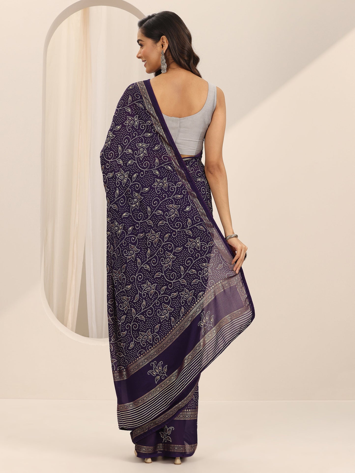 Purple Printed Georgette Saree With Unstitched Blouse Piece