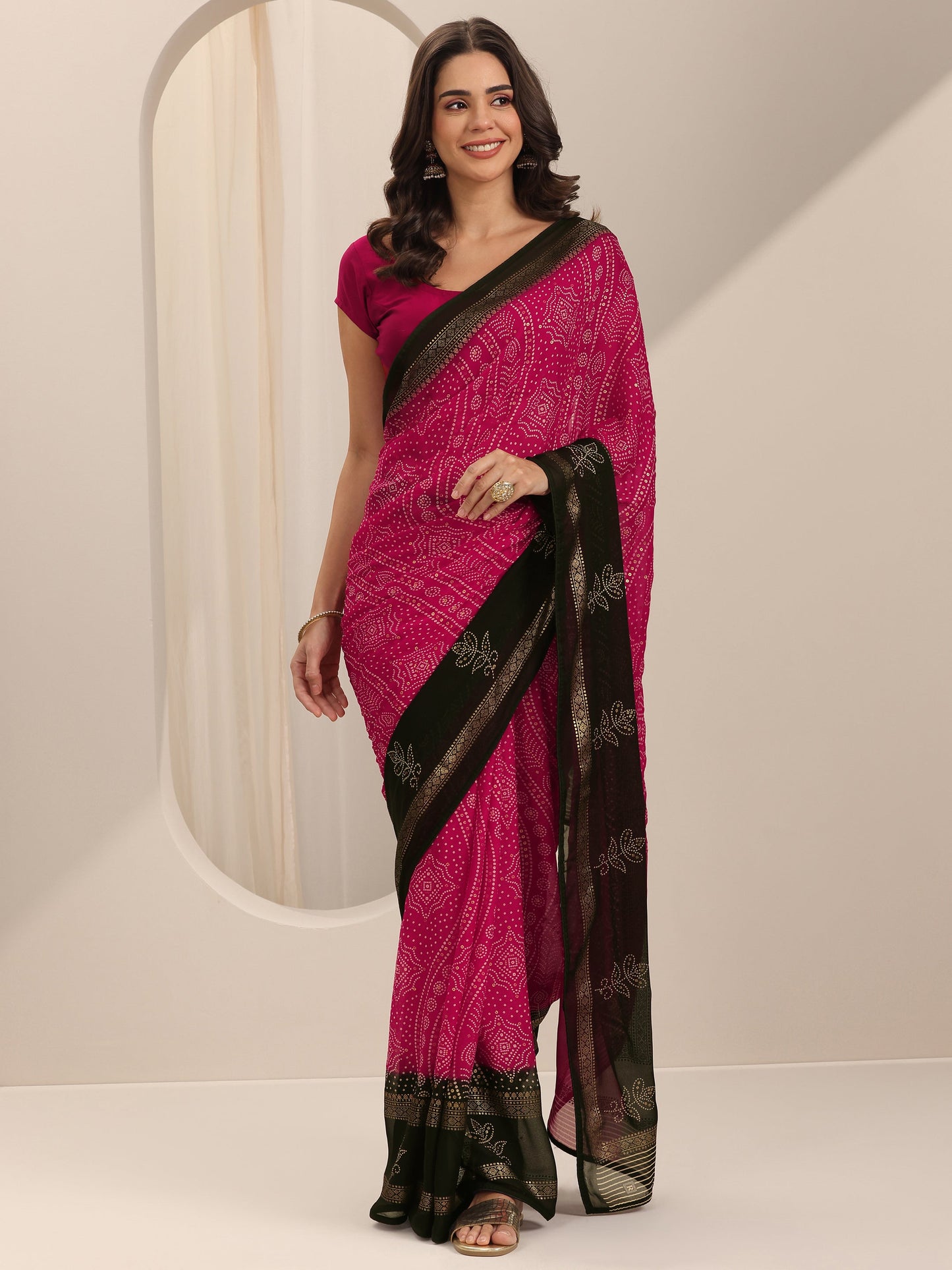 Pink Printed Georgette Saree With Unstitched Blouse Piece