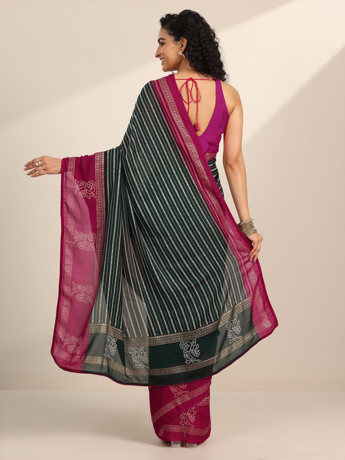 Green Printed Georgette Saree With Unstitched Blouse Piece