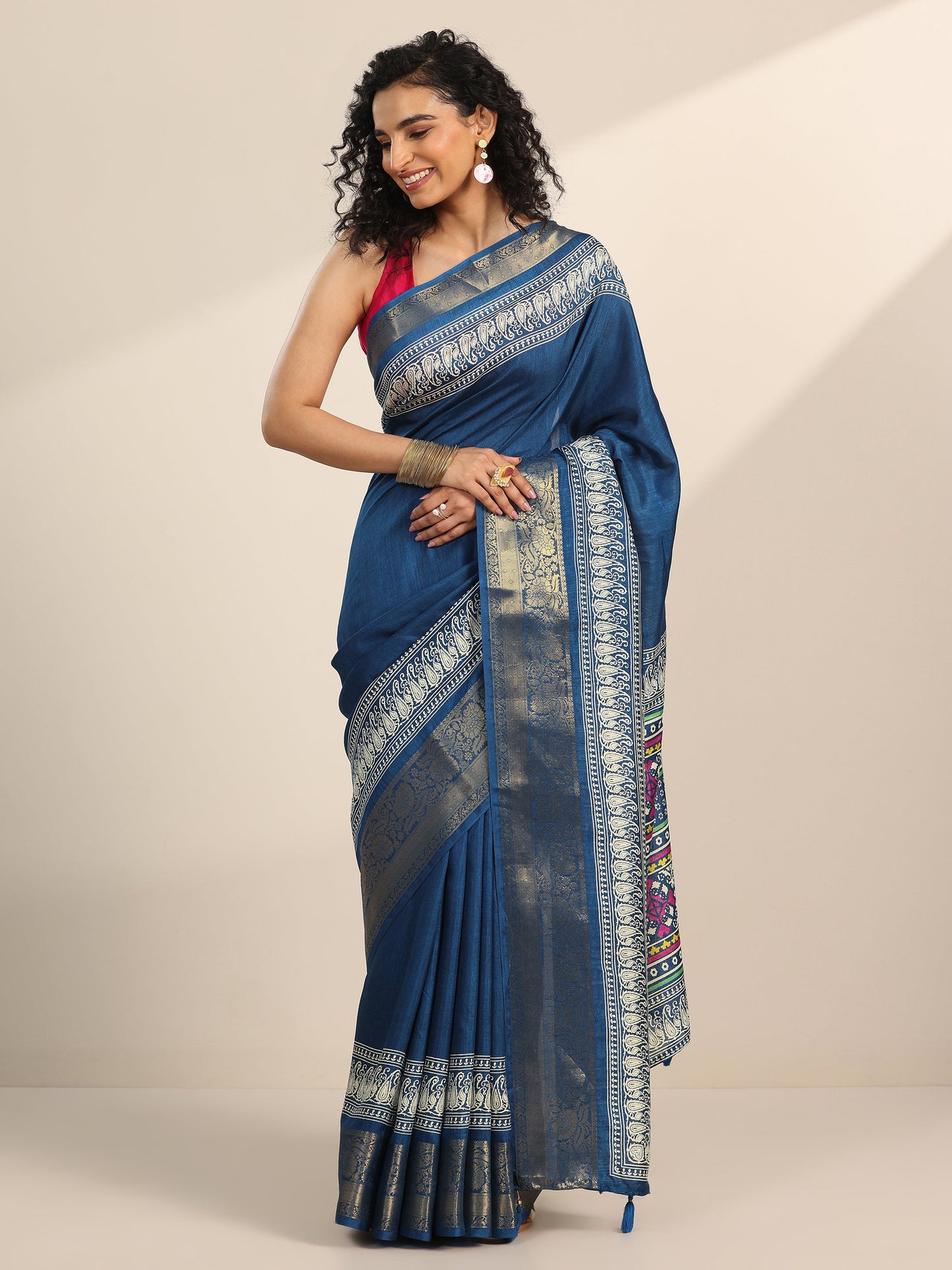 Teal Blue Solid Silk Blend Saree With Unstitched Blouse Piece