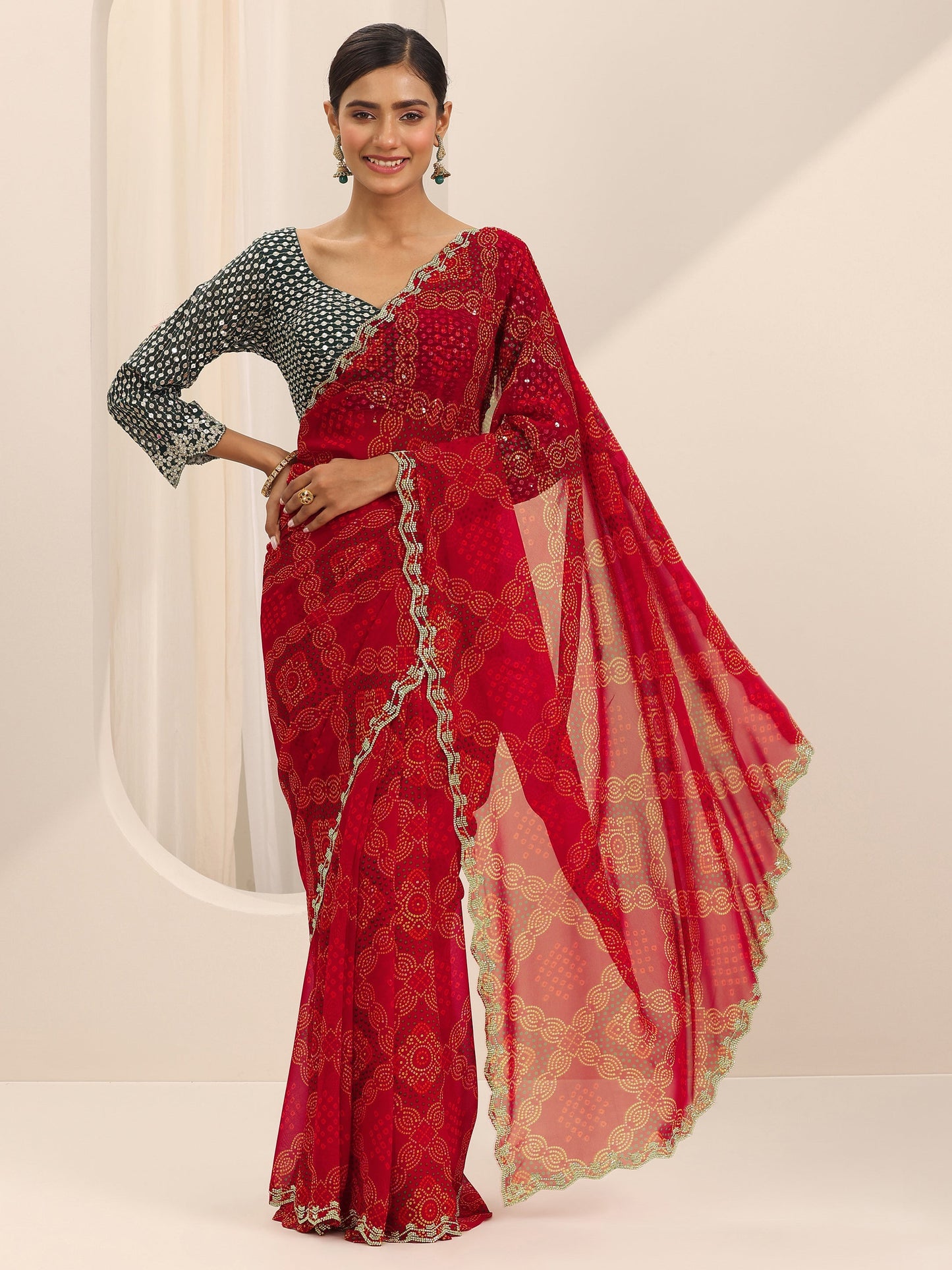 Red Bandhani Printed Georgette Saree With Unstitched Blouse Piece