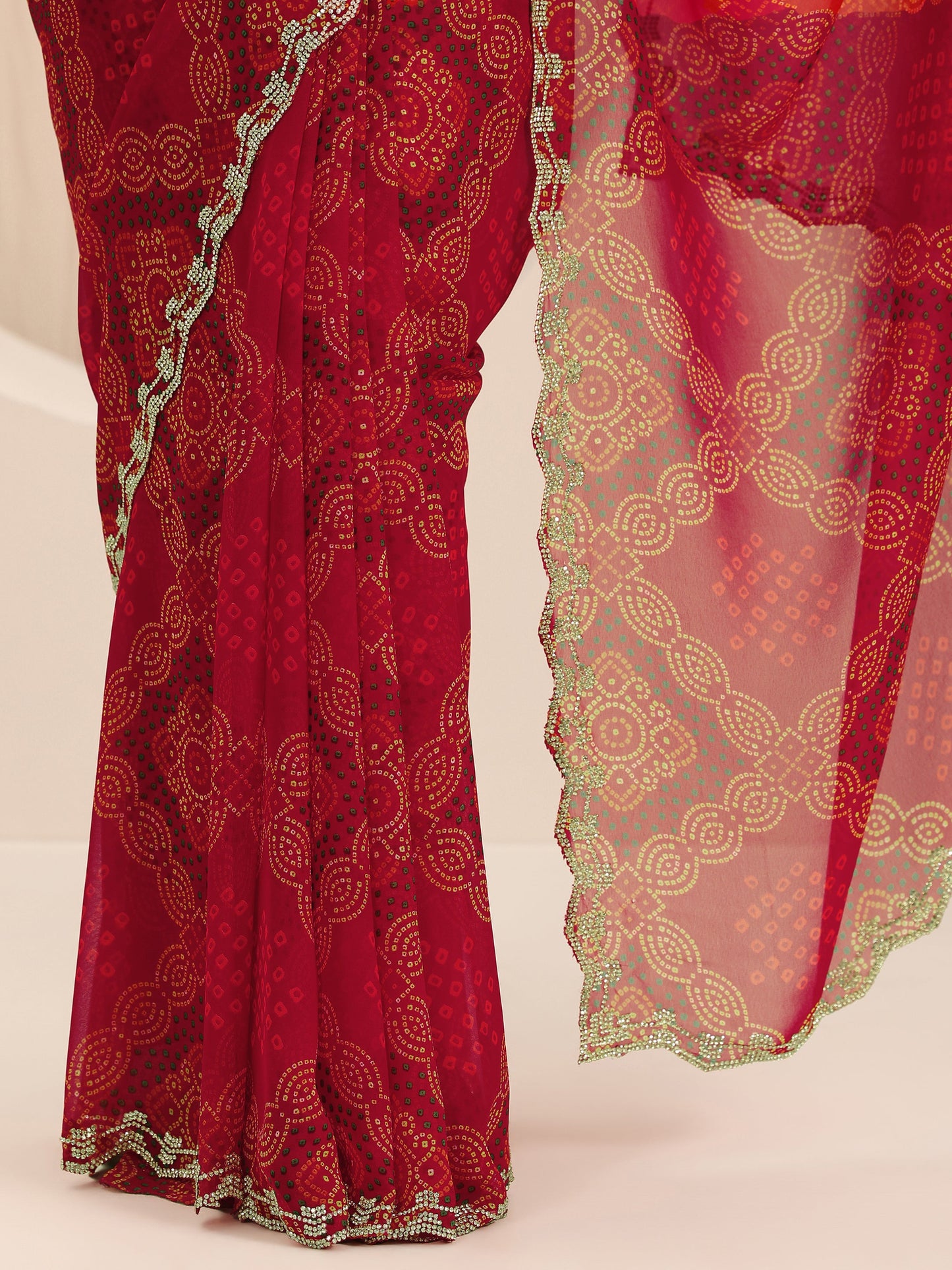 Red Bandhani Printed Georgette Saree With Unstitched Blouse Piece