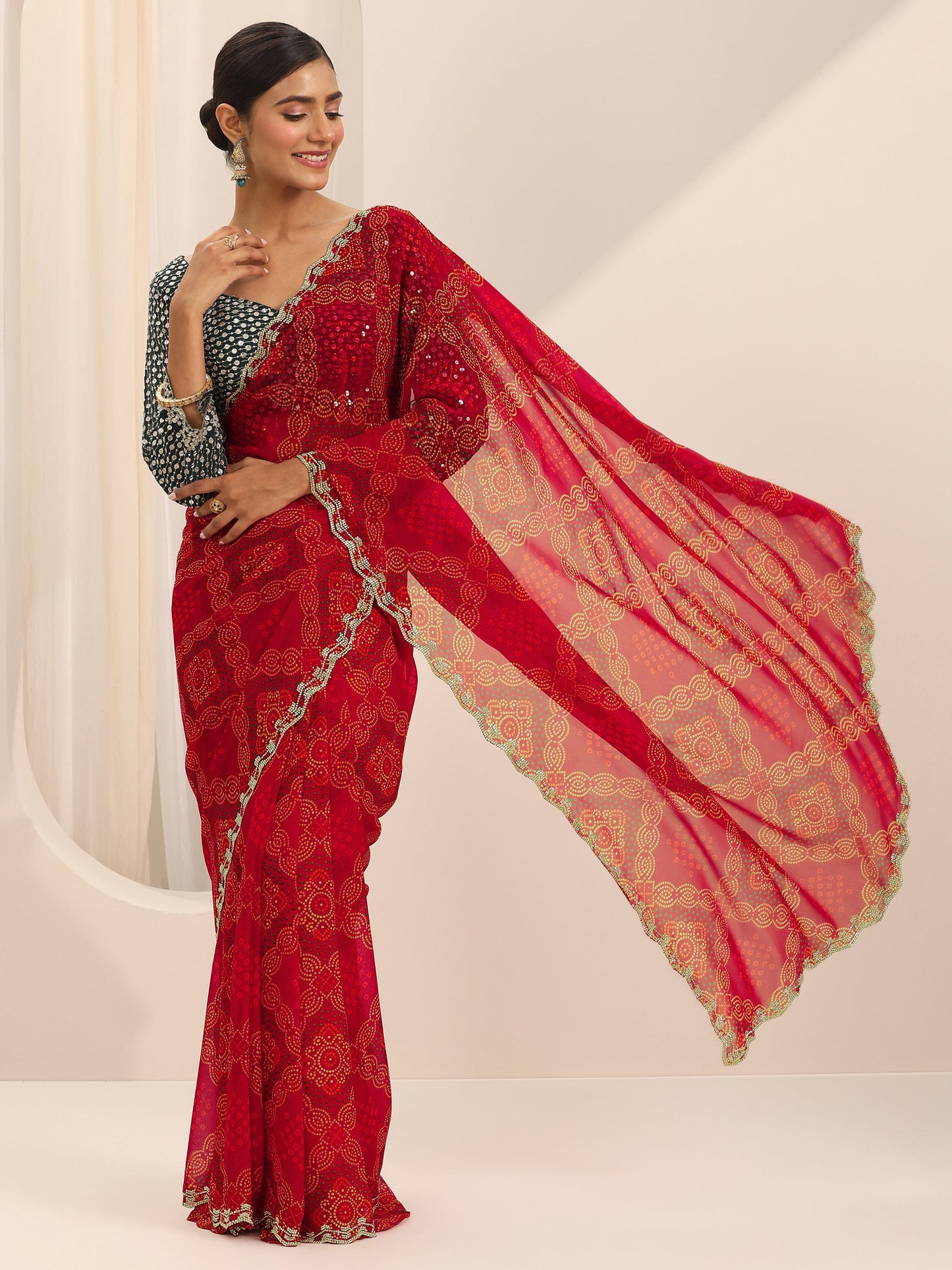 Red Bandhani Printed Georgette Saree With Unstitched Blouse Piece