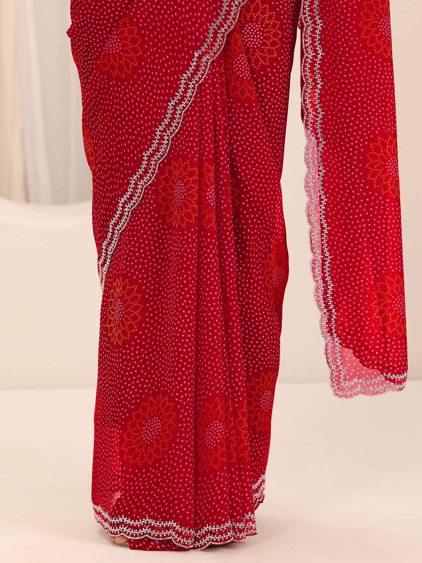 Red Bandhani Printed Georgette Saree With Unstitched Blouse Piece