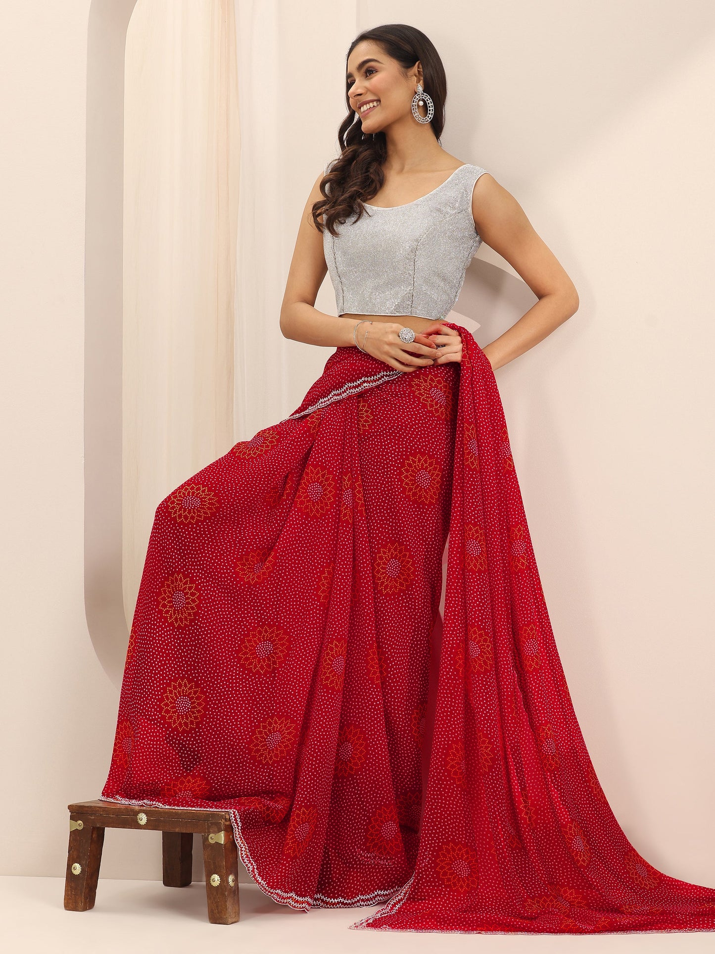 Red Bandhani Printed Georgette Saree With Unstitched Blouse Piece