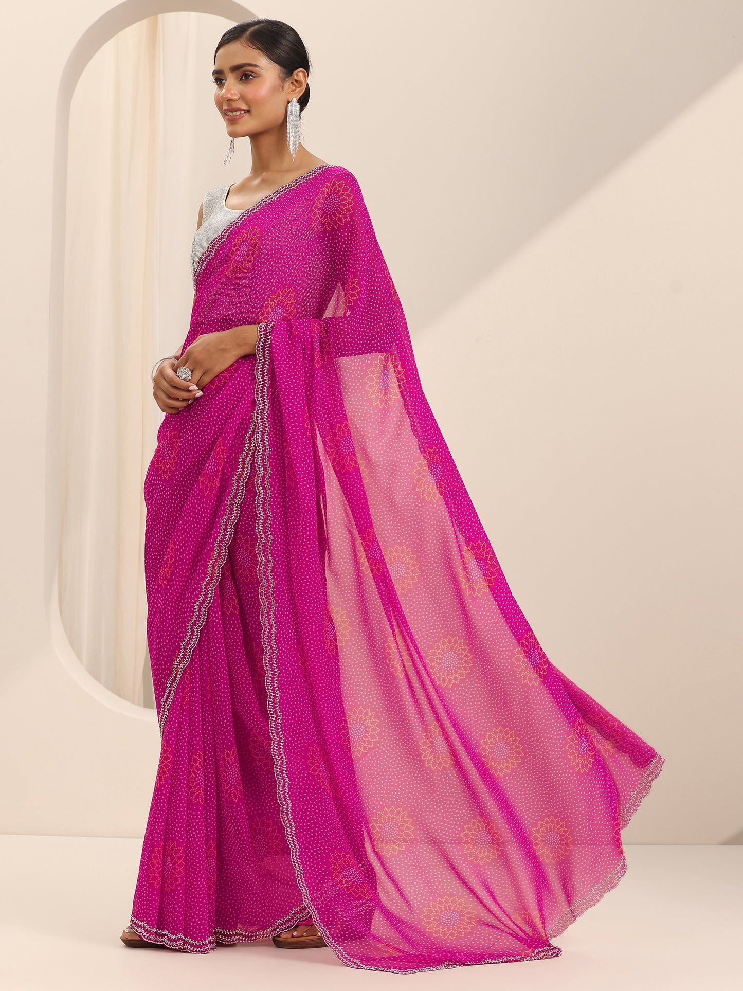 Pink Bandhani Printed Georgette Saree With Unstitched Blouse Piece