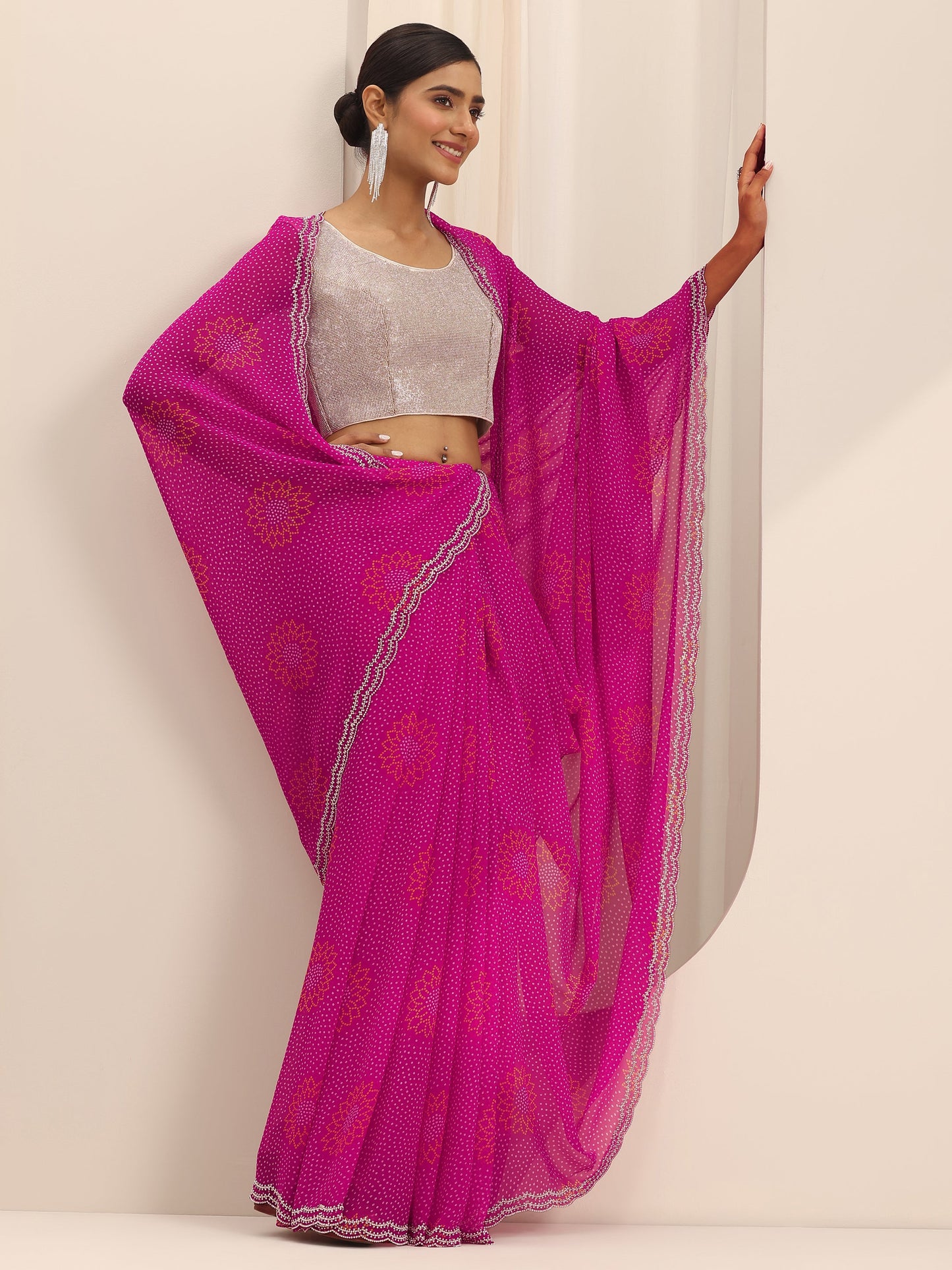 Pink Bandhani Printed Georgette Saree With Unstitched Blouse Piece