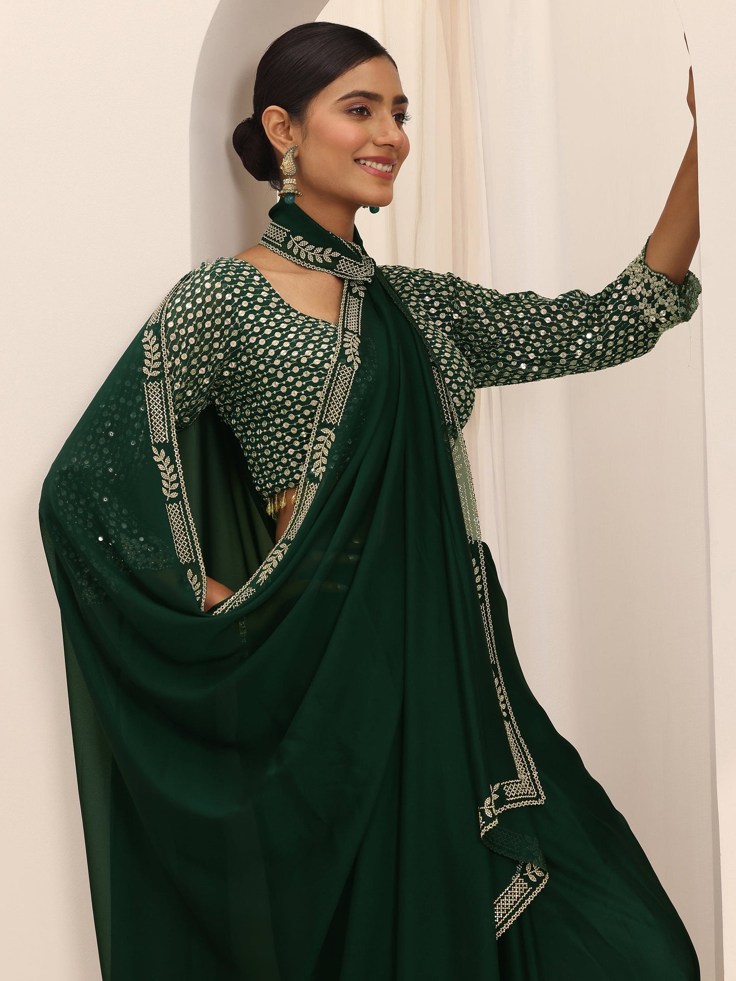 Green Solid Satin Saree With Unstitched Blouse Piece