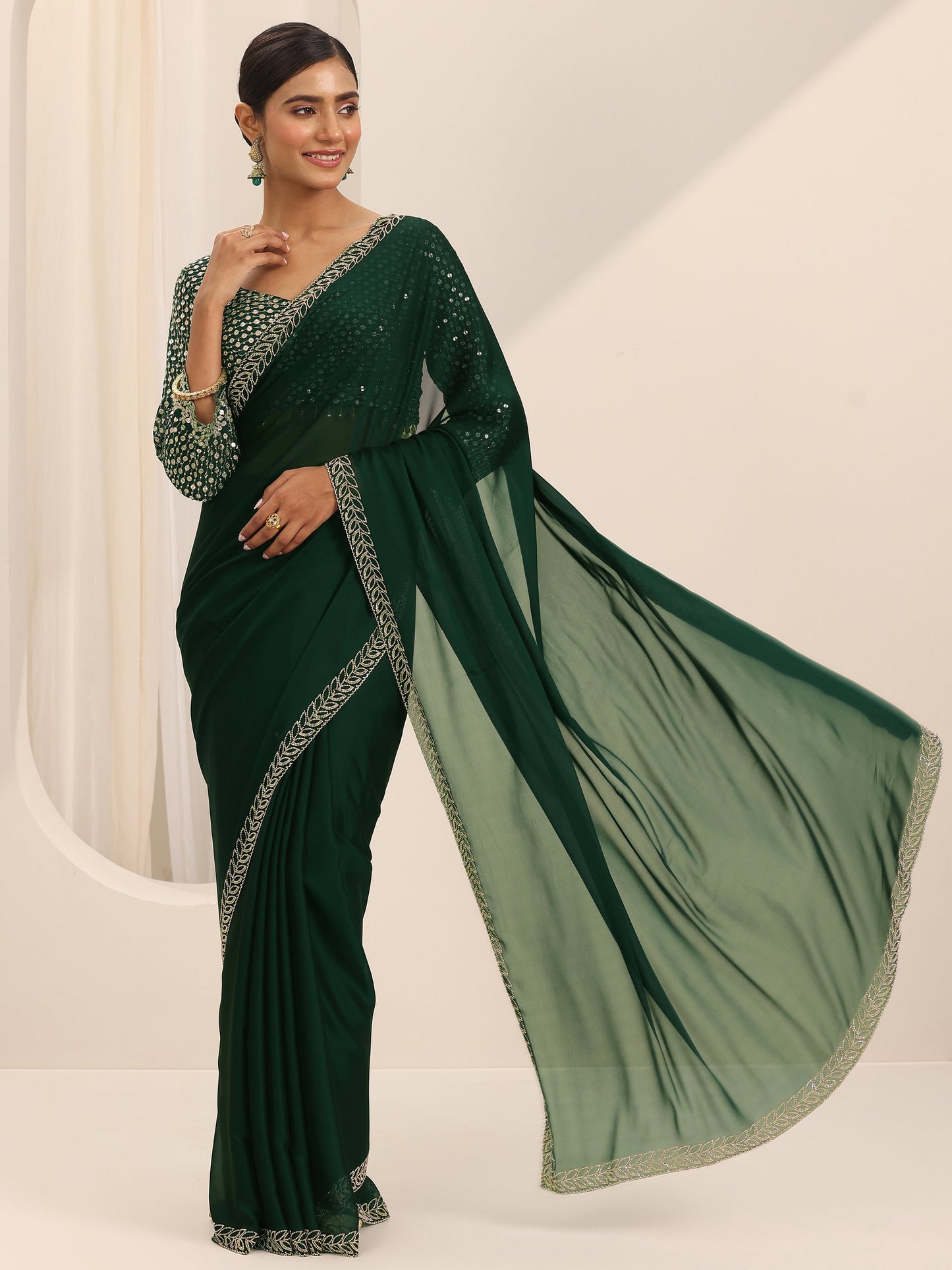 Green Solid Jimmy Choo Satin Saree With Unstitched Blouse Piece