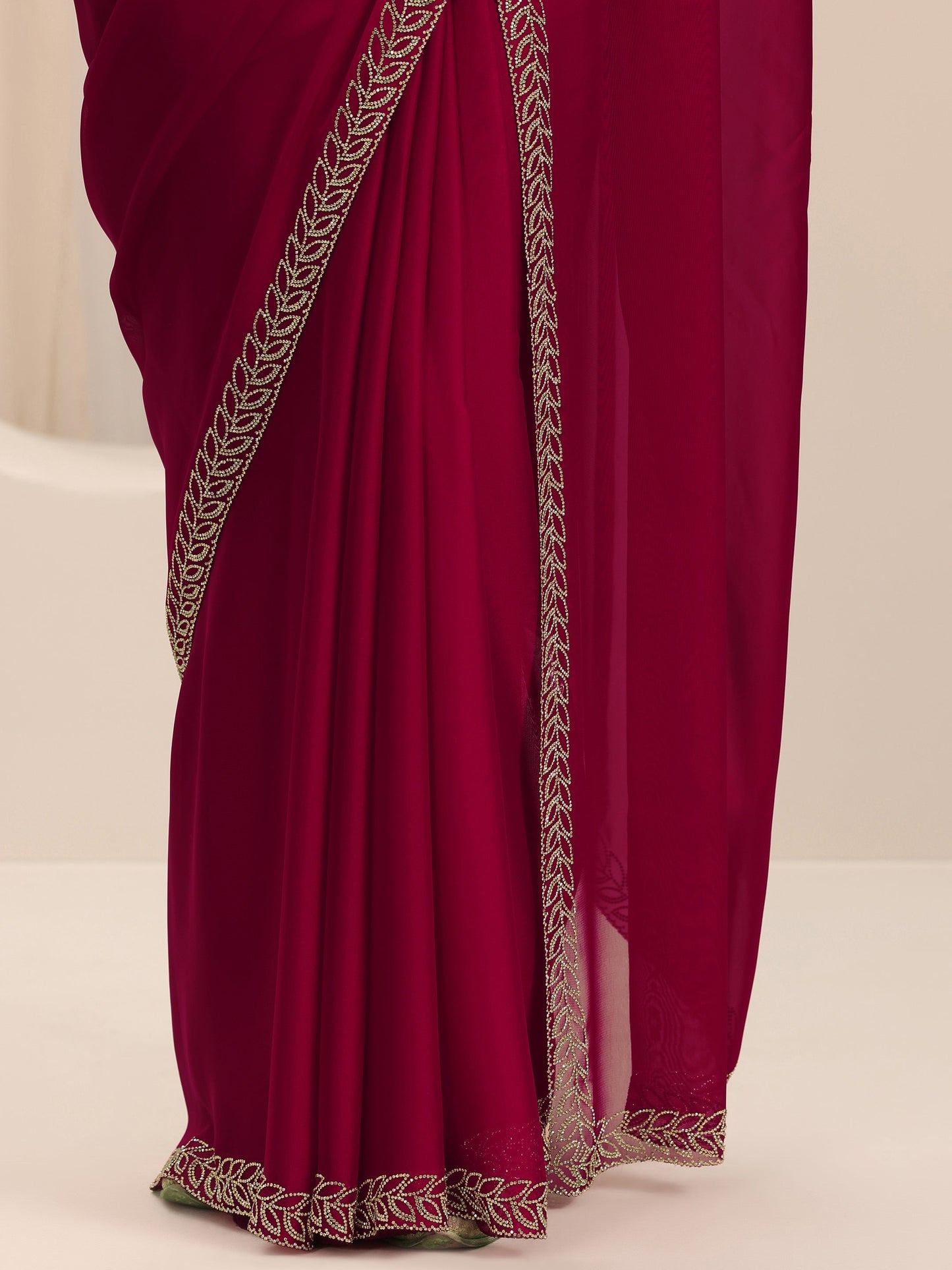 Red Solid Satin Saree With Unstitched Blouse Piece